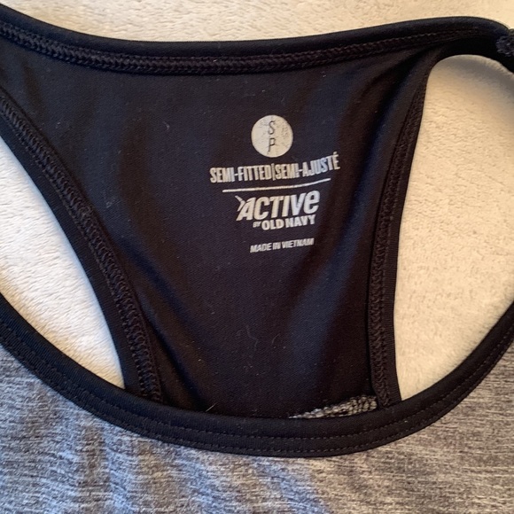 Grey black active tank top old navy size small - Picture 2 of 3